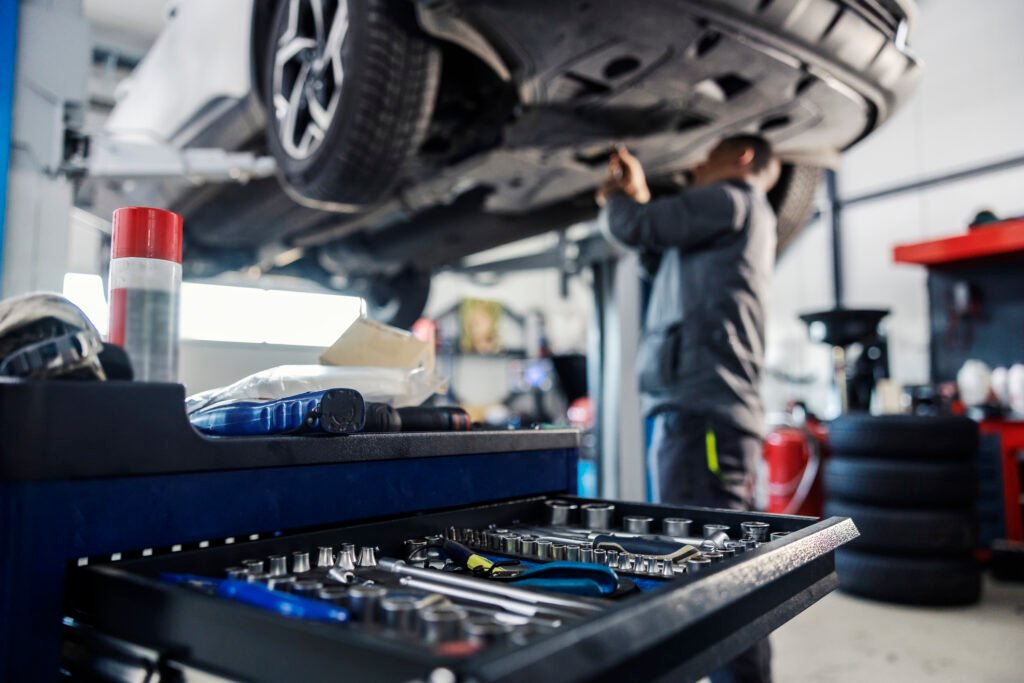 auto body repair service providing engine repair
